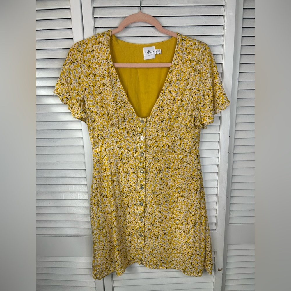 Polly Yellow Floral Button-Down Dress Size 6‎